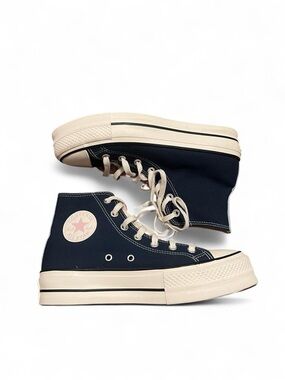 Converse Chuck Taylor All Star High Top Sneakers in Navy